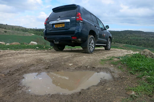 טויוטה לנד קרוזר טויוטה לנד קרוזר